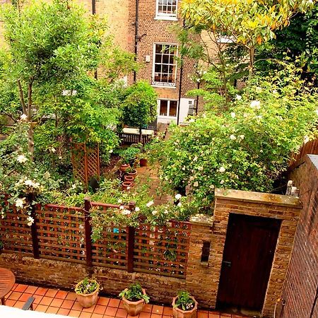Serene Townhouse With Parking Londra Dış mekan fotoğraf