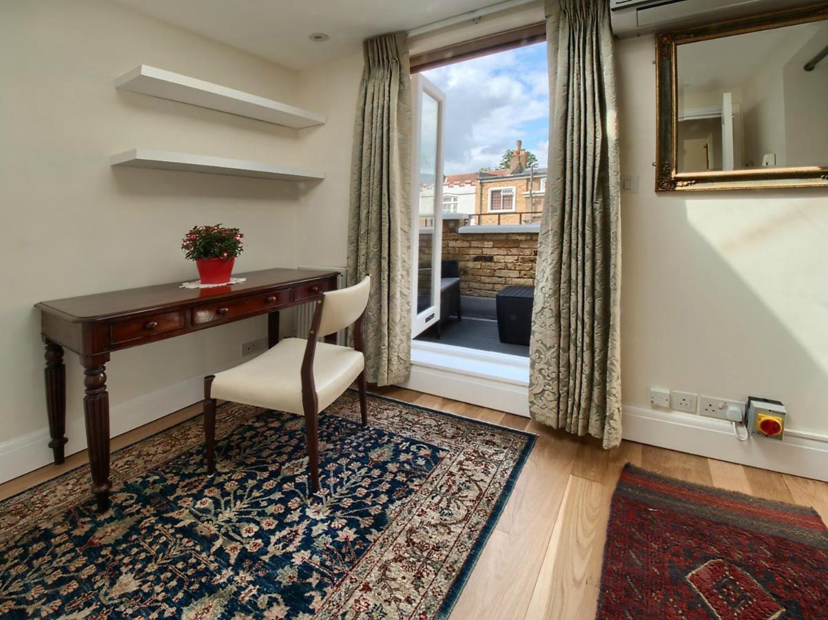 Serene Townhouse With Parking Londra Dış mekan fotoğraf