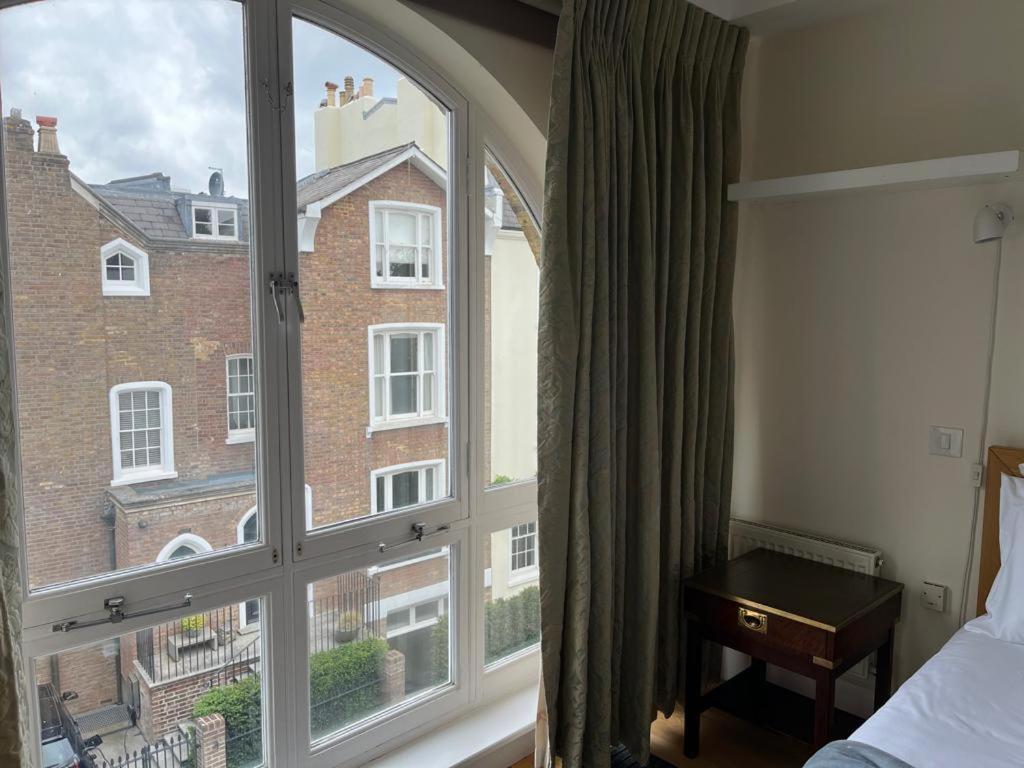 Serene Townhouse With Parking Londra Dış mekan fotoğraf